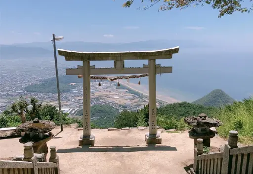 高屋神社