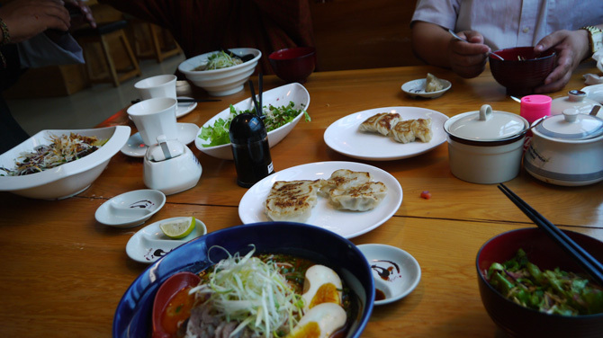 日本食料理店「HAYATE」の食事