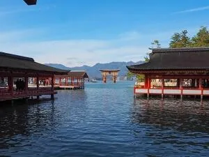 厳島神社