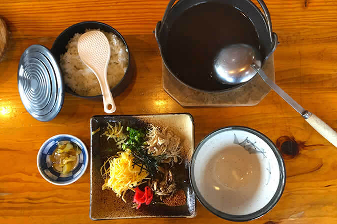 奄美の郷土料理「鶏飯」は必食