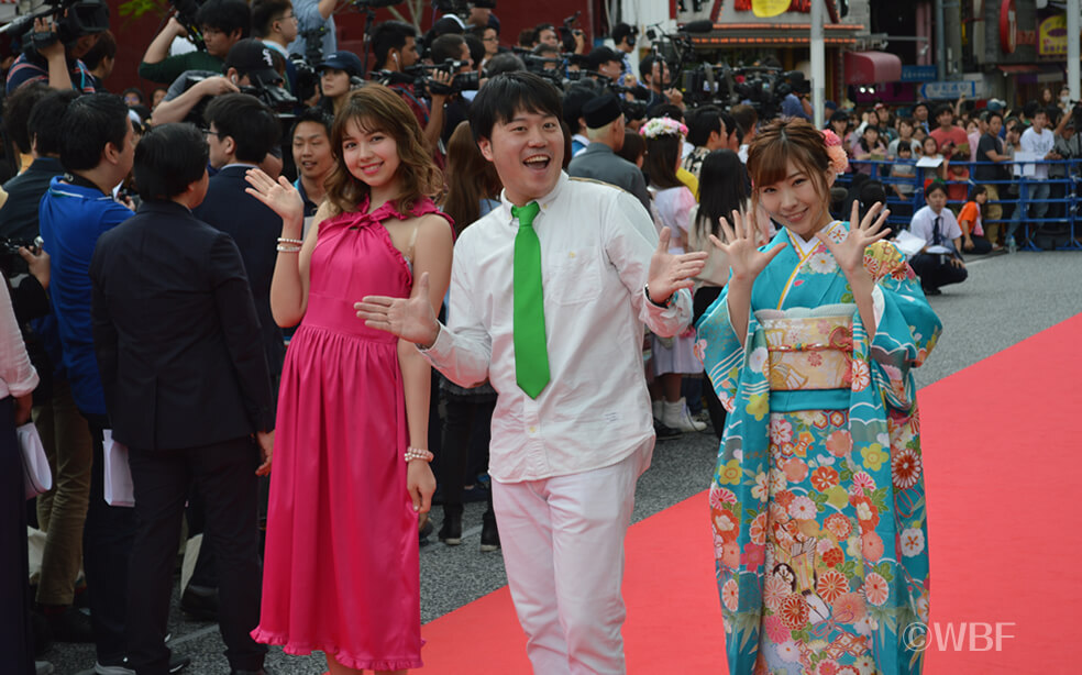 快晴の沖縄！レッドカーペットに名だたるスターたちが大集結＠沖縄国際映画祭