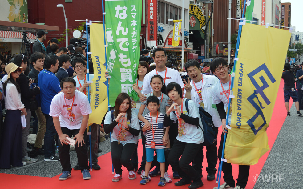 快晴の沖縄！レッドカーペットに名だたるスターたちが大集結＠沖縄国際映画祭