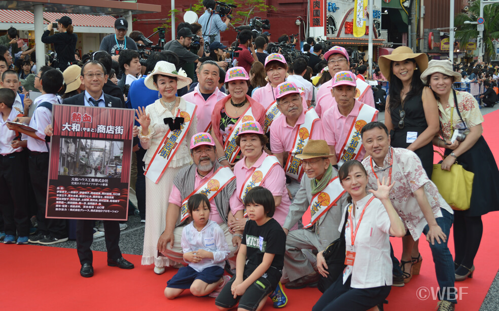 快晴の沖縄！レッドカーペットに名だたるスターたちが大集結＠沖縄国際映画祭