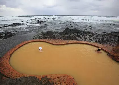 社員旅行革命｜東北 ・黄金崎不老ふ死温泉