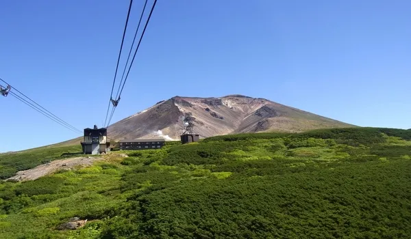 出発月で選ぶ北海道旅行｜大雪山旭岳ロープウェイ