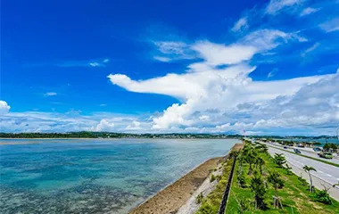 社員旅行革命｜海中道路