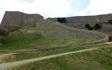 社員旅行革命｜勝蓮城跡