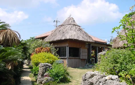 与論島｜与論民族村